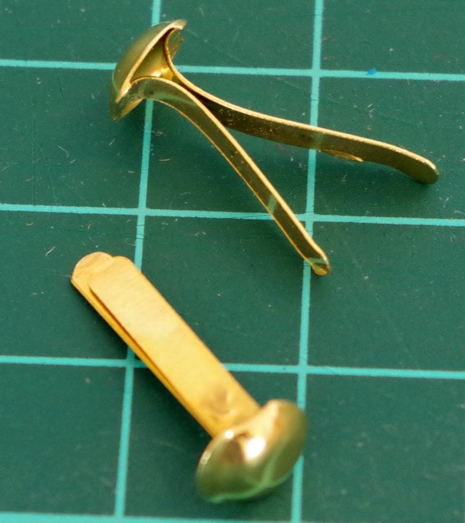 You will need at least one split pin to make a telescope that slides.